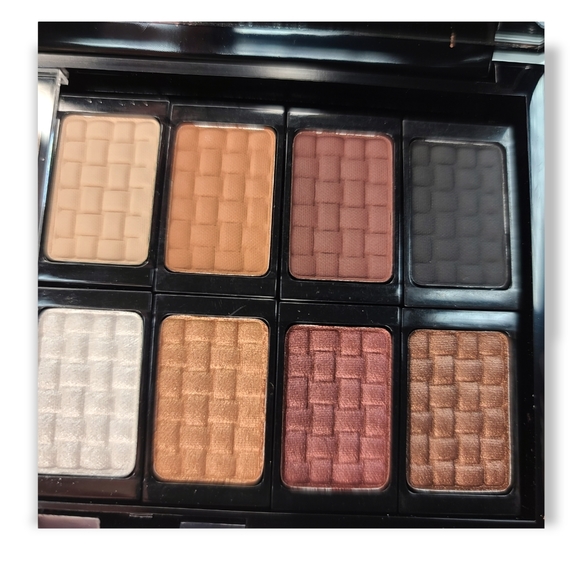Doucce Freematic Eyeshadow Pro Palette - Picture 13 of 16
